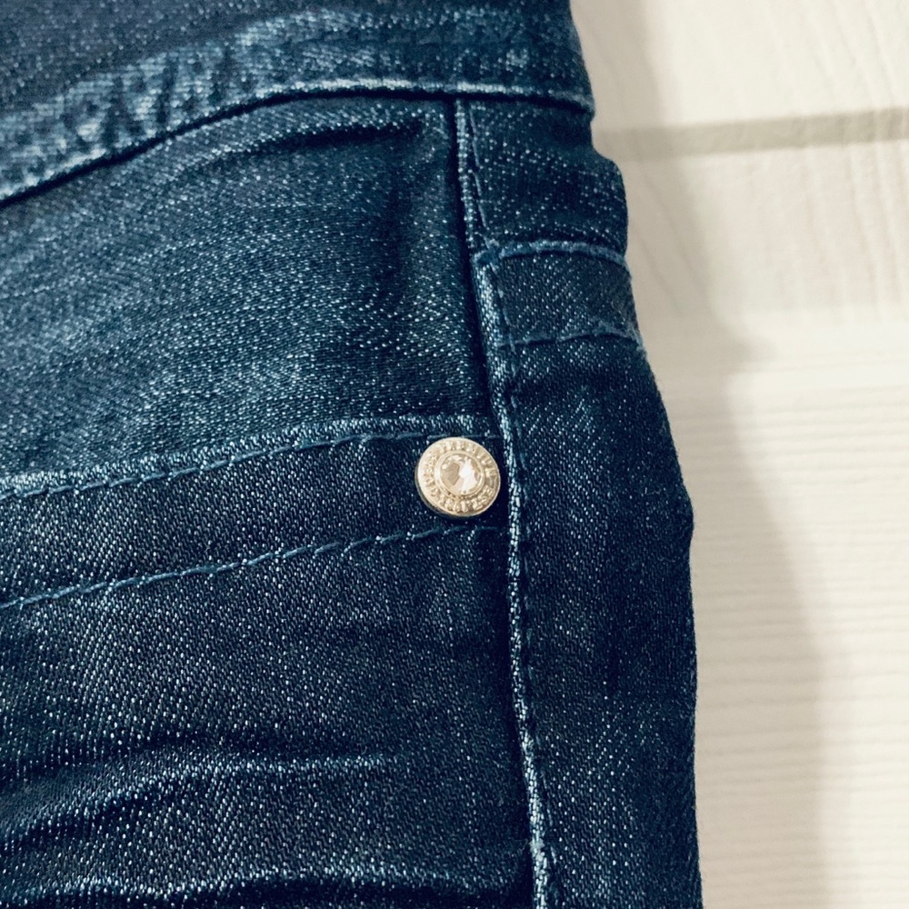 GUESS Jeans - Picture 3 of 6